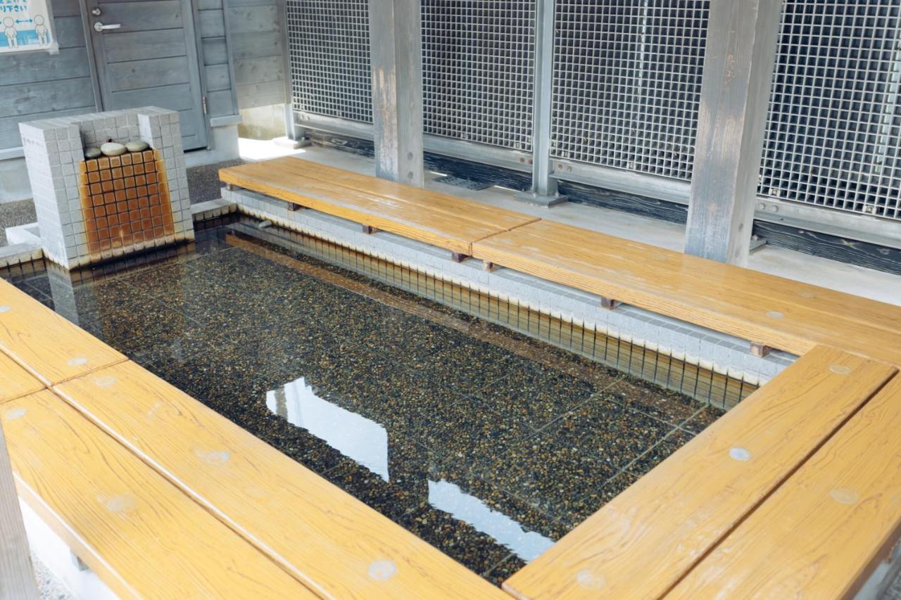 Villa Miyako 源泉かけ流し客室温泉ヴィラ みやこ別邸 Goto Exteriör bild