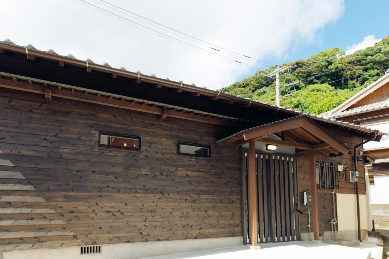 Villa Miyako 源泉かけ流し客室温泉ヴィラ みやこ別邸 Goto Exteriör bild