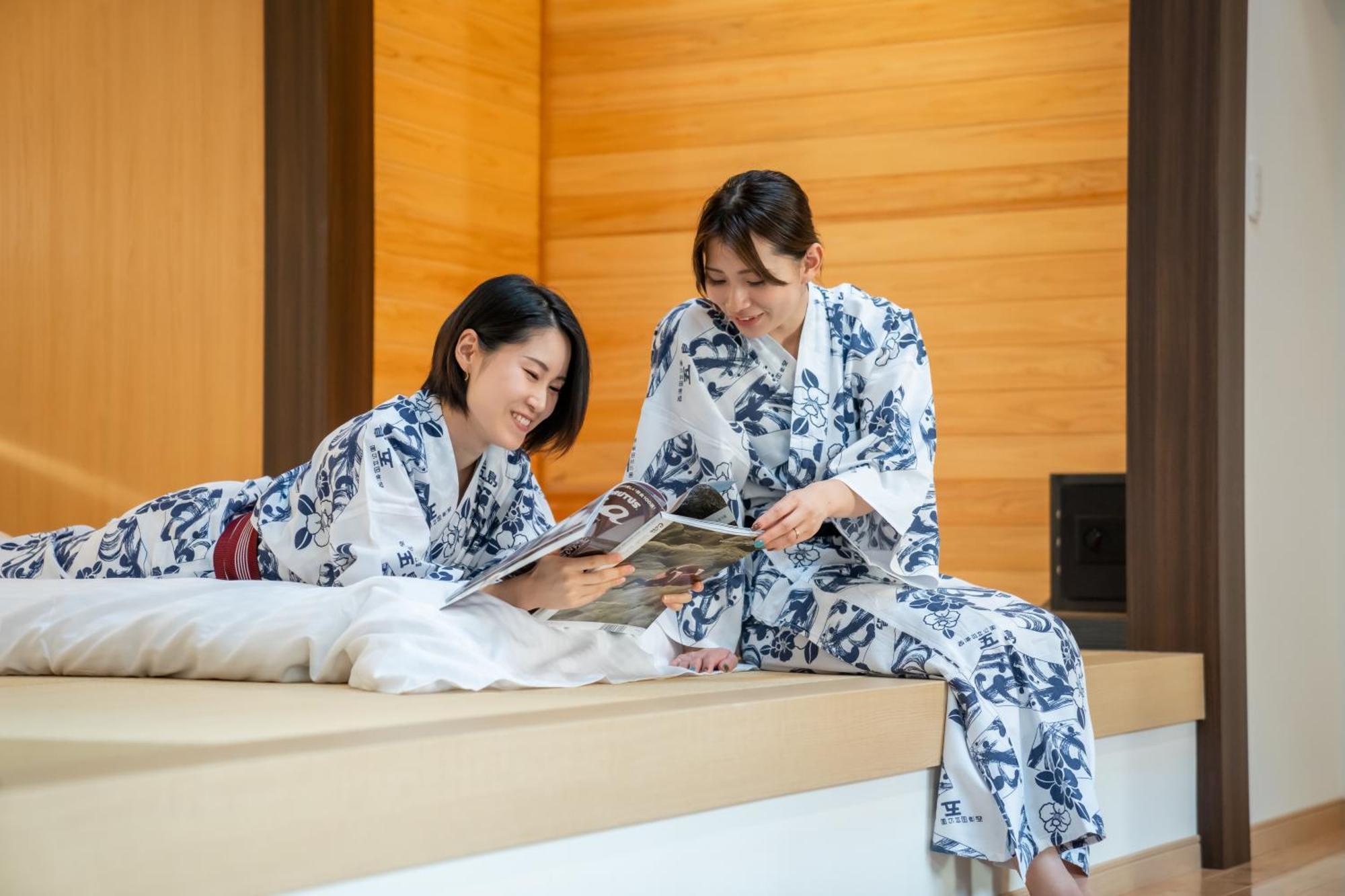 Villa Miyako 源泉かけ流し客室温泉ヴィラ みやこ別邸 Goto Exteriör bild